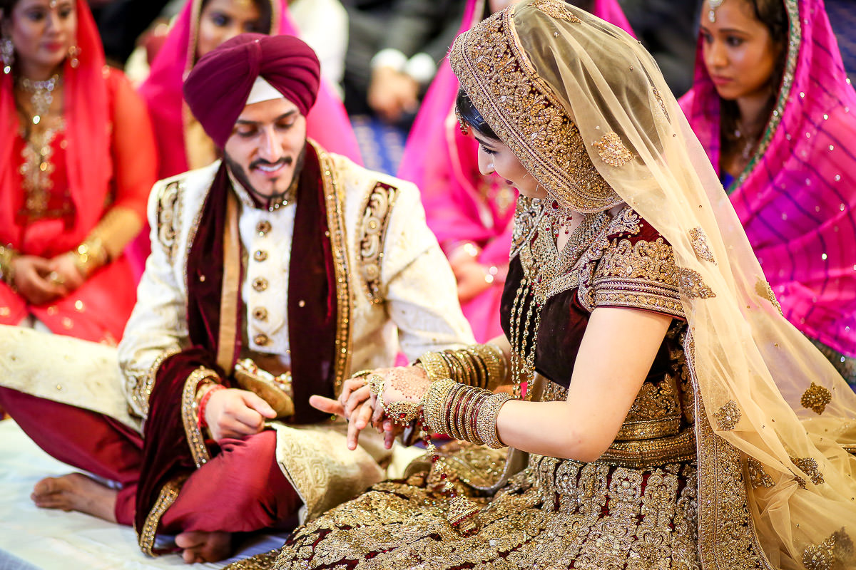 sikh wedding ceremony at birmingham gurdwara