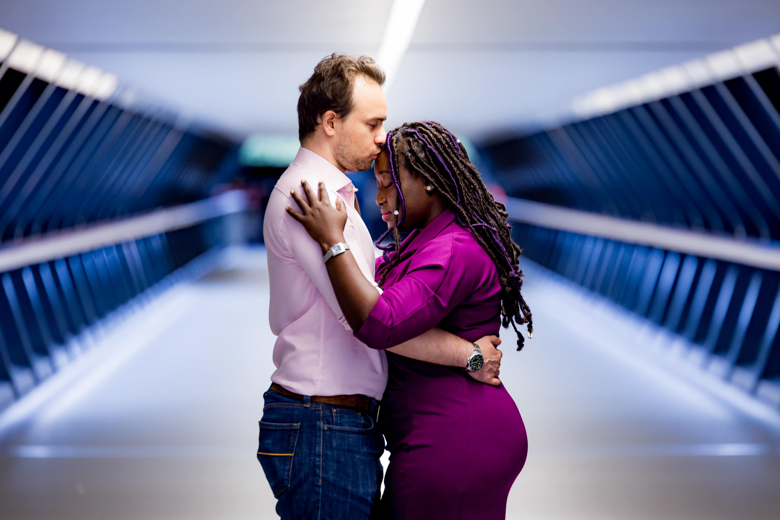 Canary Wharf love couple session 1