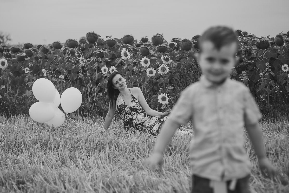 London Family Photography Sunflower Photo Session