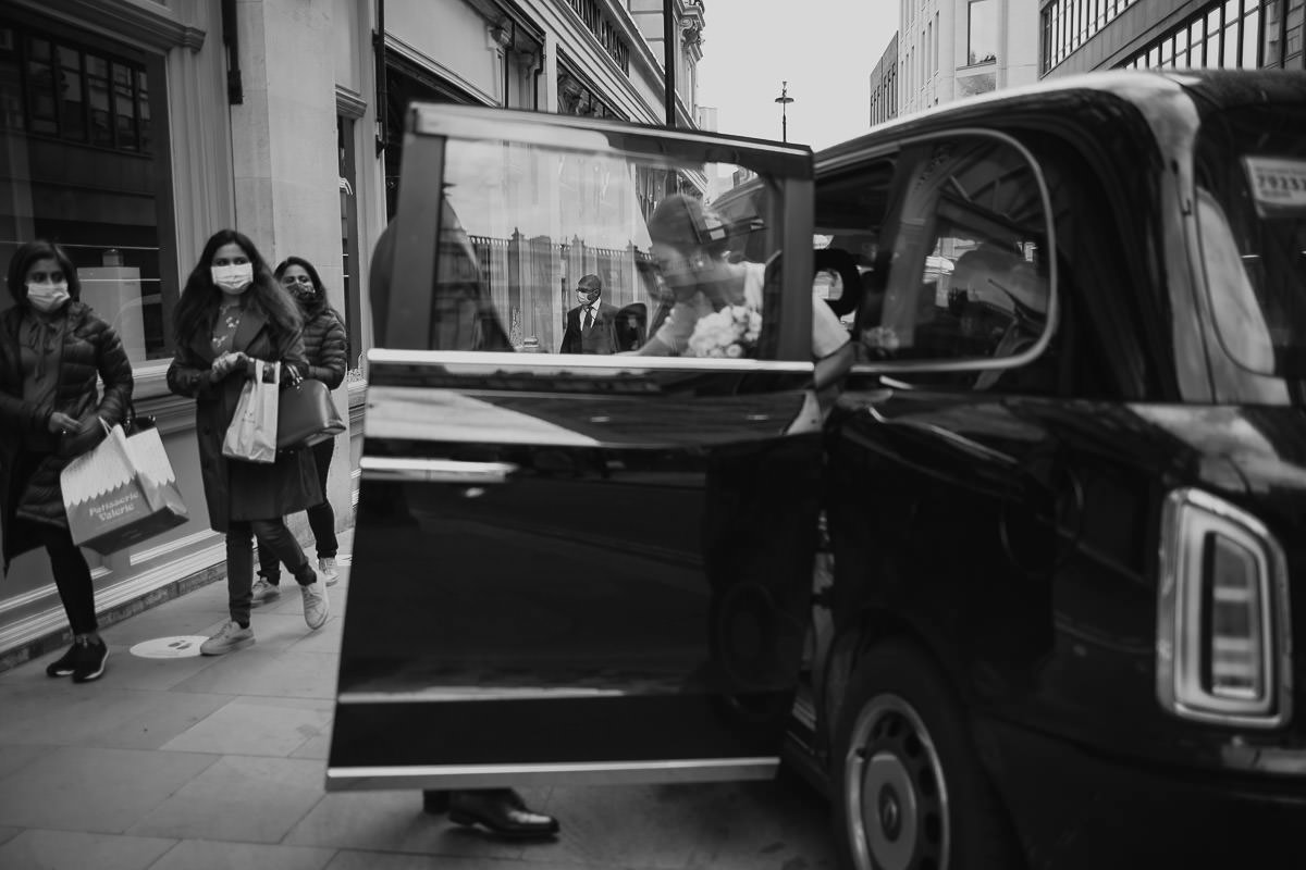 london black taxi wedding photography